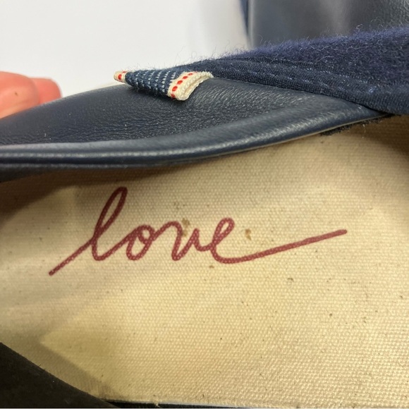 Ellen Degeneres Jolind lagoon style slip-on shoes Love navy blue size 9 - Picture 7 of 8